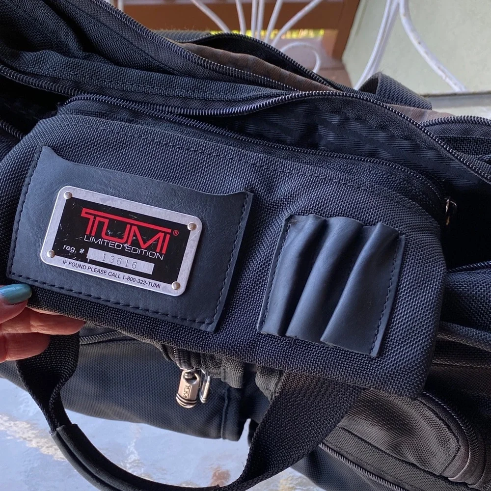 Tumi Limited Edition computer laptop bag detail Metal – Black with Silver Trim